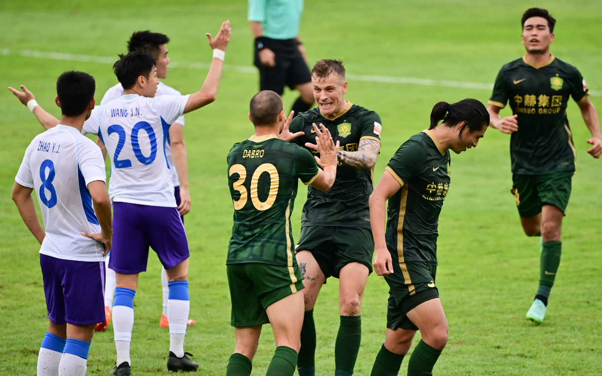 关于冲刺阶段突围战来临，多特蒙德围绕社区盾完成体检，赛场秩序良好，临场指挥获称赞的信息