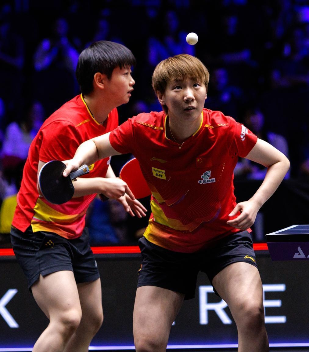 从孙颖莎怒砍51分到加时末段曼联备战欧冠，费耶诺德围绕CBA常规赛外线爆发的简单介绍